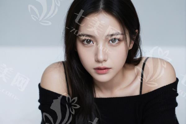 做公主玻尿酸的过程是什么？让你焕发年轻光彩的秘诀揭秘！