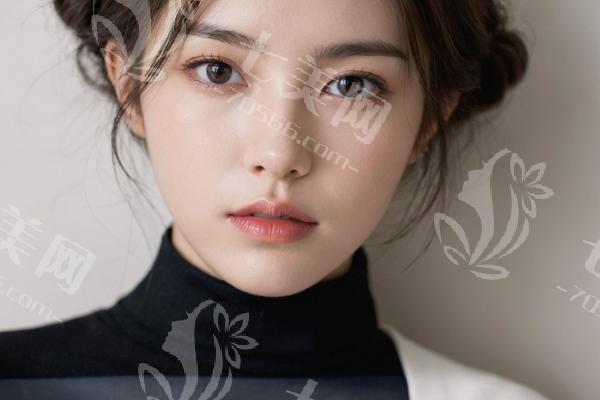做注射丰臀前，了解这些注意事项让你靠谱美容无忧！