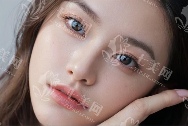 咖啡渣搓腿：去橘皮组织神器