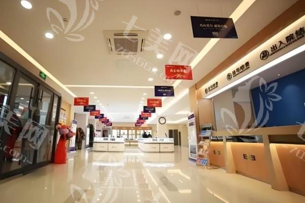 鸡西爱尔眼科医院近视眼手术收费贵吗？医生技术牛且口碑爆棚