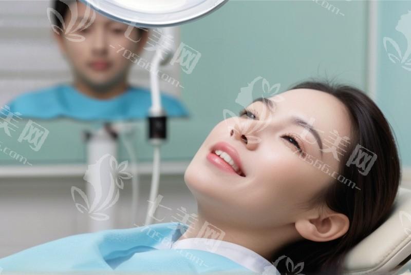 武汉口腔医院看牙贵不贵？揭秘武汉牙科矫正 / 烤瓷牙 / 拔牙价格透明情况
