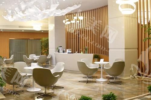 谁知道北京中诺口腔医院种植科正规吗？从核心技术及收费价格表看种植实力