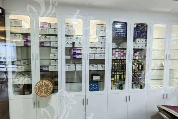 广西贵港矫健口腔医院种植牙多少钱？价格表显示单颗2750元起含牙冠