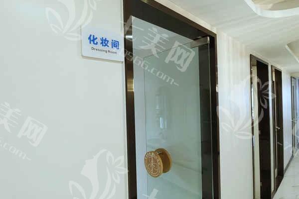 广西贵港矫健口腔医院种植牙多少钱？价格表显示单颗2750元起含牙冠