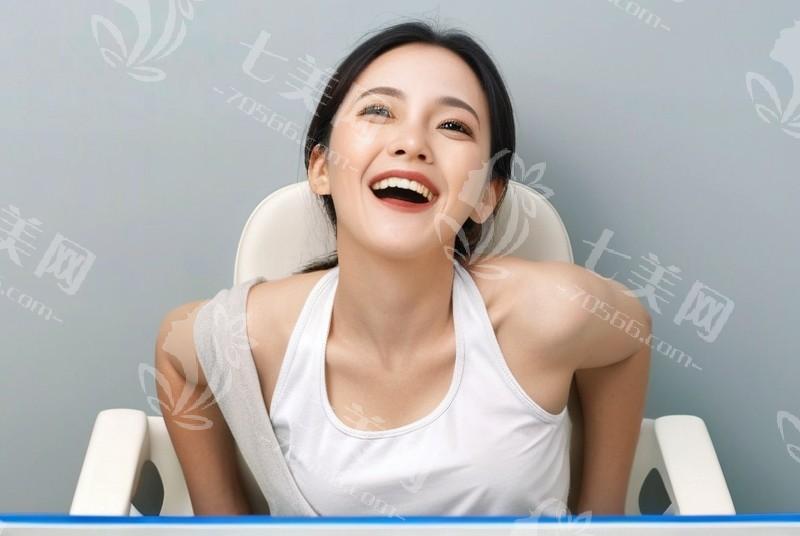 浙江杭州富阳金铂利口腔是正规医院吗？资质可查+医生团队稳定+环境舒适