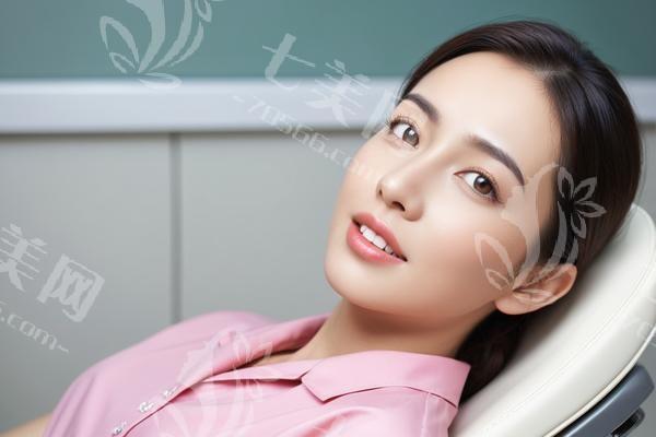 武汉口腔医院看牙贵不贵？揭秘武汉牙科矫正 / 烤瓷牙 / 拔牙价格透明情况