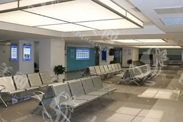 青岛鲁东眼科医院验光收费贵吗？价格合理且实力强