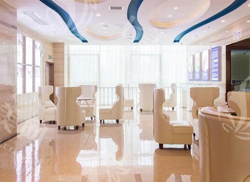 株洲优伢仕口腔医院收费价目表：种植牙、矫正、洗牙项目费用参考