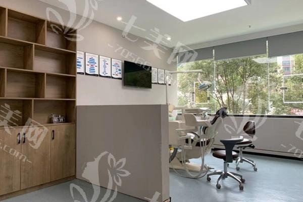 张家界牙博仕口腔门诊部种植牙怎么样？当地口碑良好，种牙过程舒适 