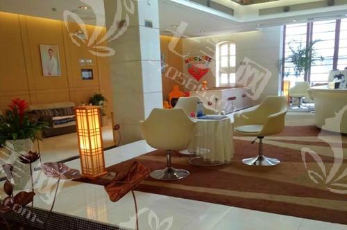 苏州美奥口腔收费标准公开:看看牙齿矫正、烤瓷牙、种植牙各多少钱 苏州美奥口腔收费标准公开:看看牙齿矫正、烤瓷牙、种植牙各多少钱