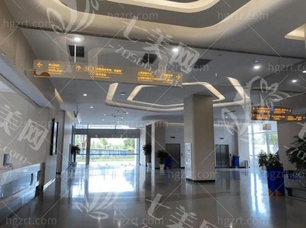 杭州未来科技城医院眼科如何？从眼表疾病治疗技术及价格分析