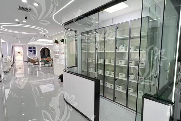 长沙伊乐美口腔收费贵吗？价格不贵且医生靠谱放心来