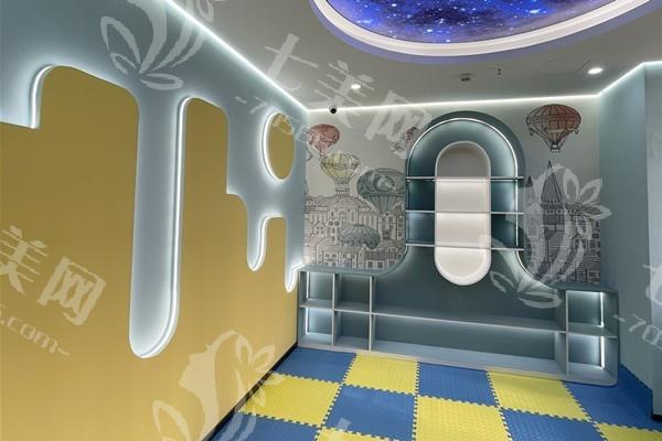 长沙伊乐美口腔收费贵吗？价格不贵且医生靠谱放心来