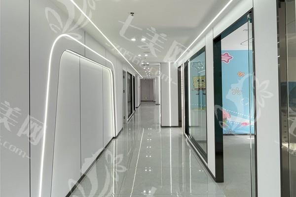 长沙伊乐美口腔收费贵吗？价格不贵且医生靠谱放心来